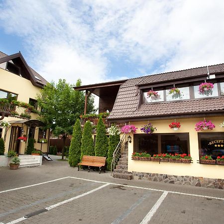 Pension Tempo Targu Mures Exterior photo